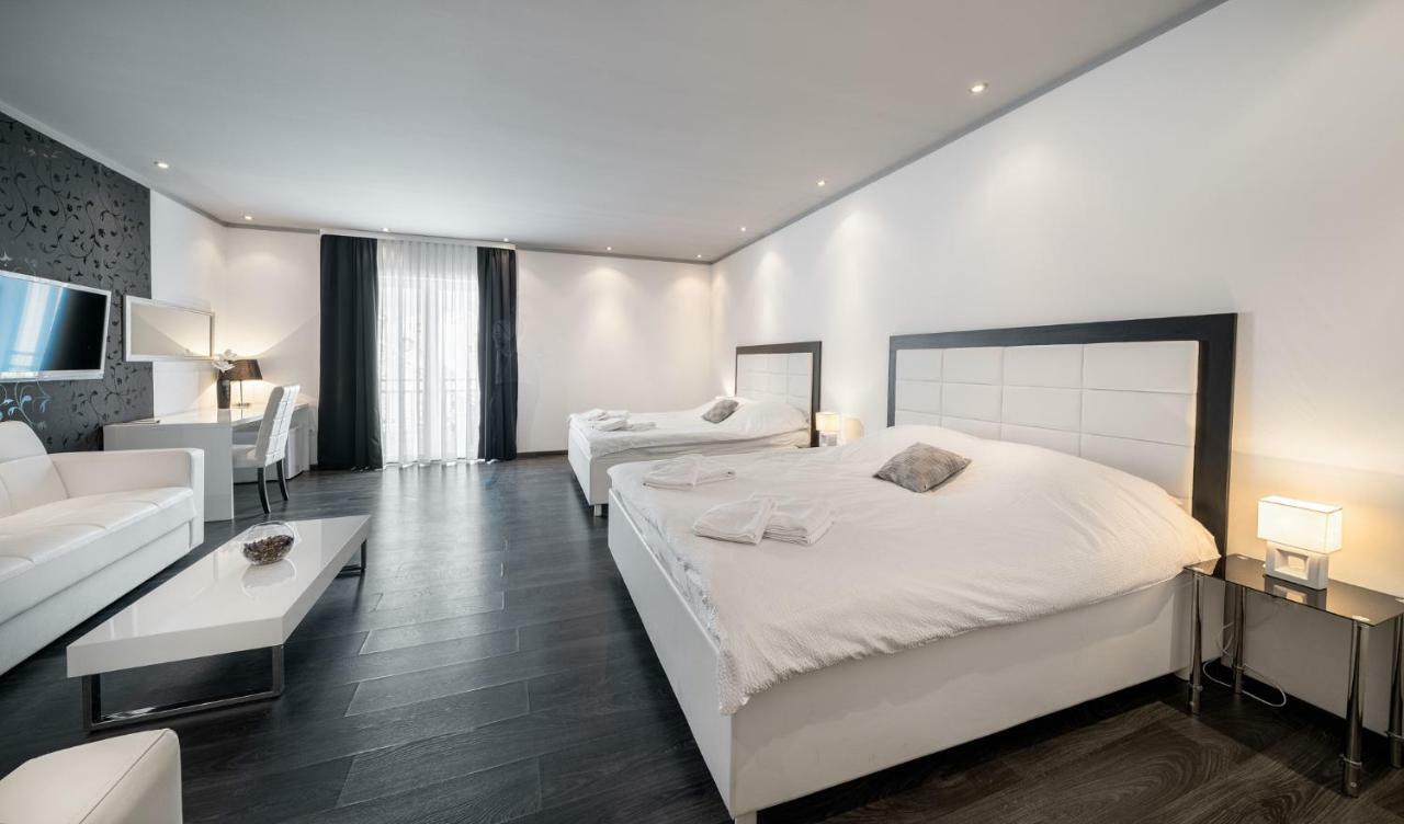 The Suites - Small Luxury Living Vodice Eksteriør bilde