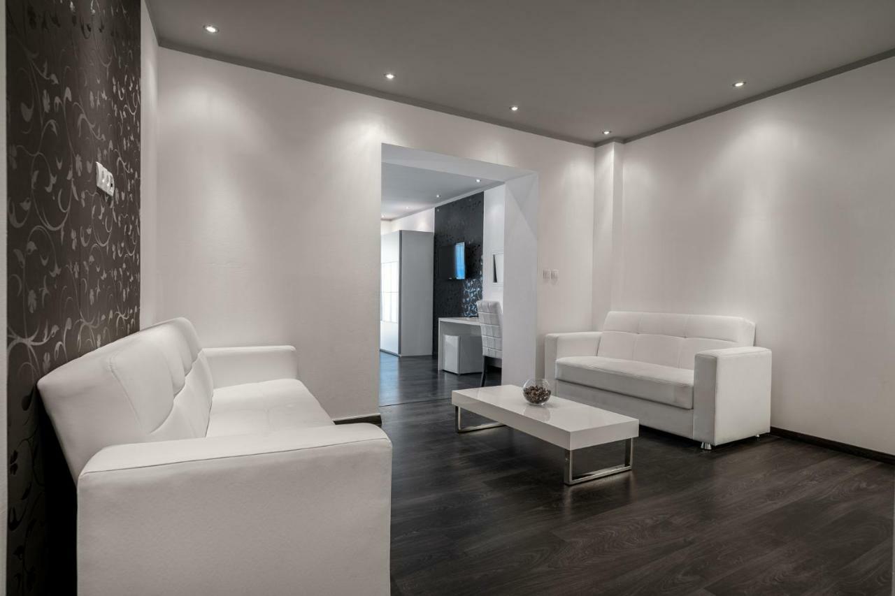 The Suites - Small Luxury Living Vodice Eksteriør bilde