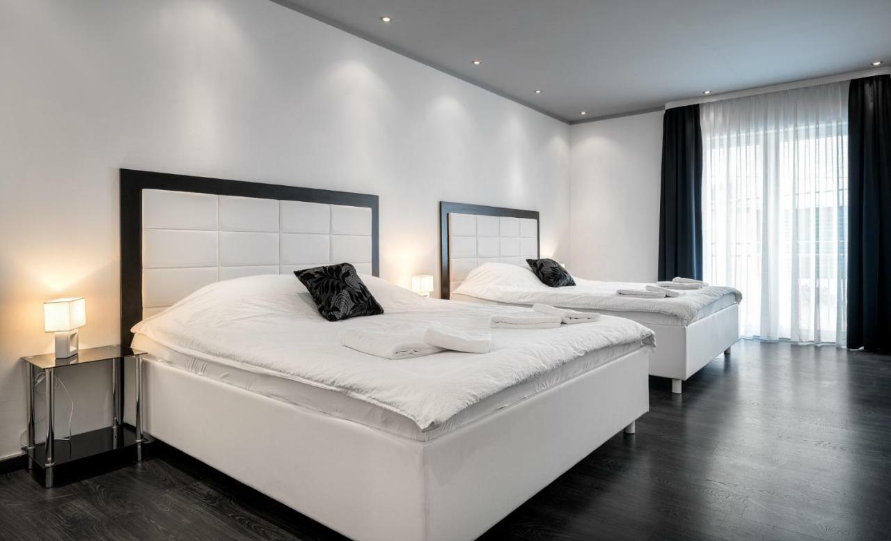 The Suites - Small Luxury Living Vodice Eksteriør bilde